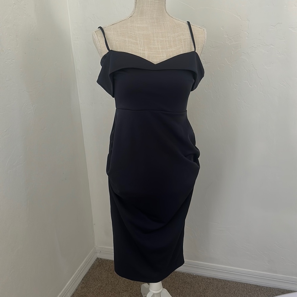 ASOS size 4 Navy blue form fitting party dress